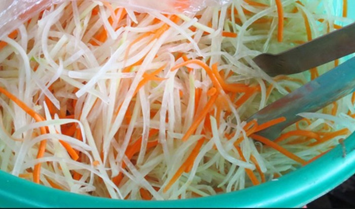 cach lam do chua an bun thit nuong